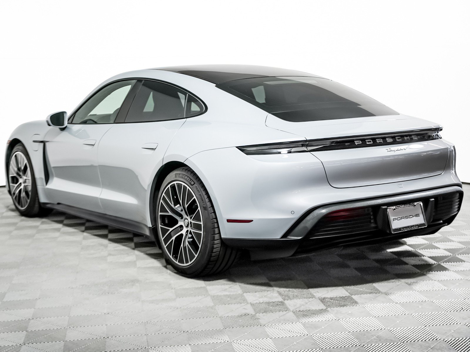 Certified 2023 Porsche Taycan RWD image 3