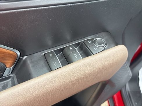 New 2026 GMC Canyon Denali AWD/4WD image 15