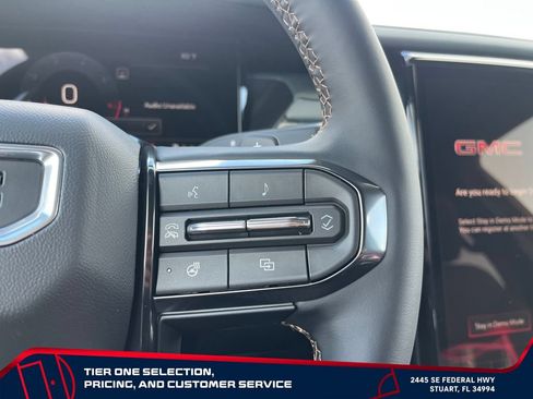 New 2026 GMC Acadia AT4 w/ Luxury Package AWD/4WD image 27