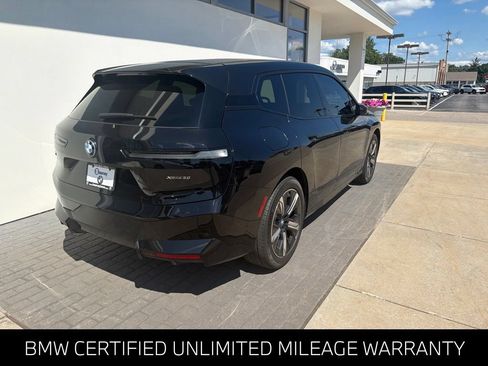 Used 2024 BMW iX xDrive50 w/ Sport Package AWD/4WD image 5