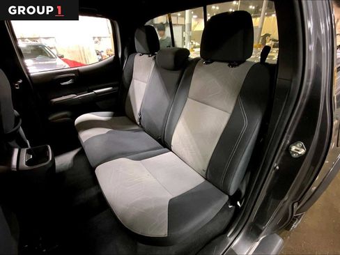 Certified 2020 Toyota Tacoma TRD Sport w/ Technology Package image 21