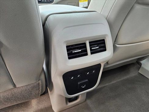 Used 2020 GMC Terrain Denali w/ Denali Premium Package image 18