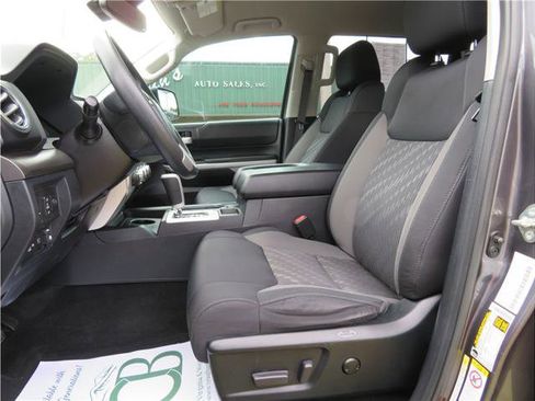 Used 2019 Toyota Tundra SR5 w/ SR5 Upgrade Package image 4