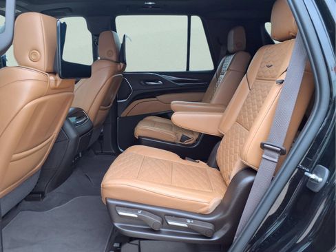 Used 2023 Cadillac Escalade Sport w/ Touring Package AWD/4WD image 13