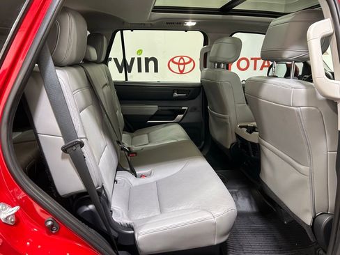 Used 2023 Toyota Sequoia Limited image 15