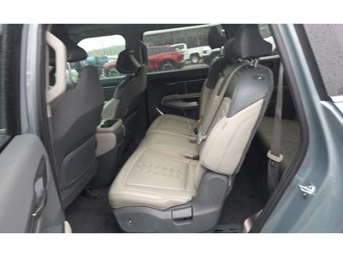 Used 2024 Kia EV9 Wind AWD/4WD image 3