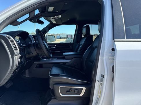 Used 2025 RAM 1500 Laramie image 22