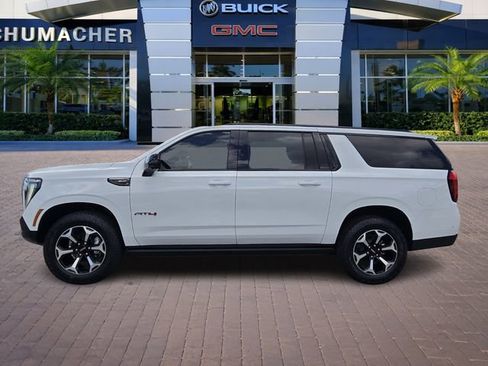 New 2026 GMC Yukon XL AT4 w/ AT4 Premium Plus Package AWD/4WD image 4