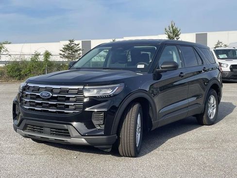 New 2026 Ford Explorer Active image 5