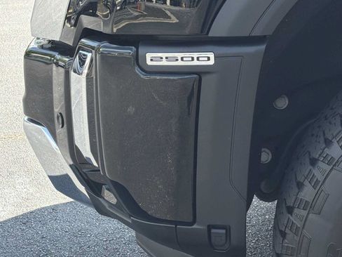 Used 2025 GMC Sierra 2500 Denali w/ Denali Reserve Package AWD/4WD image 37