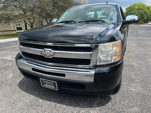 Used 2009 Chevrolet Silverado 1500 W/T w/ LS Package image 14