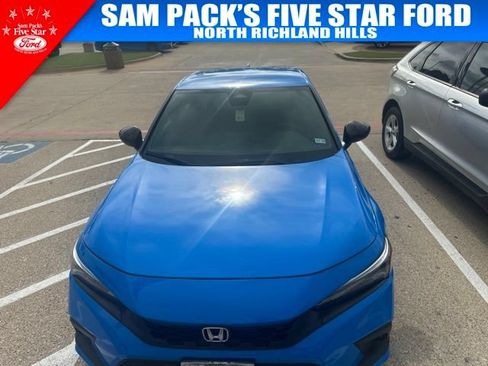 Used 2024 Honda Civic Sport image 2