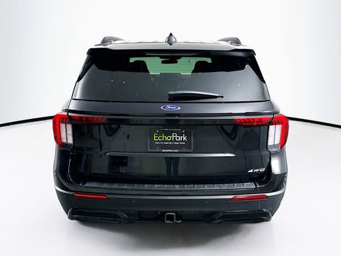 Used 2025 Ford Explorer ST-Line w/ ST-Line Street Pack image 7