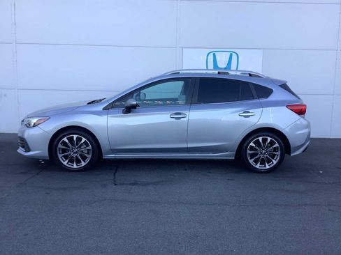 Used 2023 Subaru Impreza 2.0i Limited w/ Popular Package #3 AWD/4WD image 2