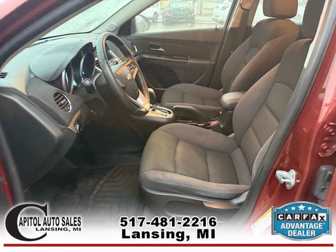 Used 2013 Chevrolet Cruze LT image 12