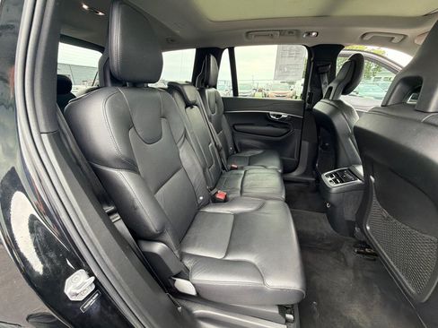 Used 2020 Volvo XC90 T6 Momentum w/ Protection Package Premier AWD/4WD image 30