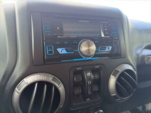 Used 2013 Jeep Wrangler Unlimited Sport image 22