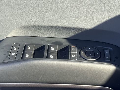 New 2026 Kia EV9 Wind image 17