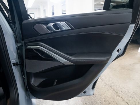 Used 2024 BMW X6 M Competition image 23