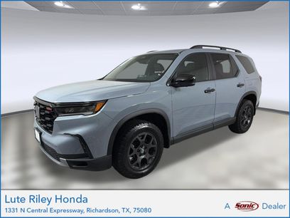 Certified 2025 Honda Pilot TrailSport