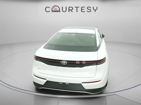 New 2026 Toyota Crown Limited image 13