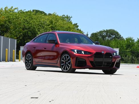 Used 2026 BMW M440i RWD image 2