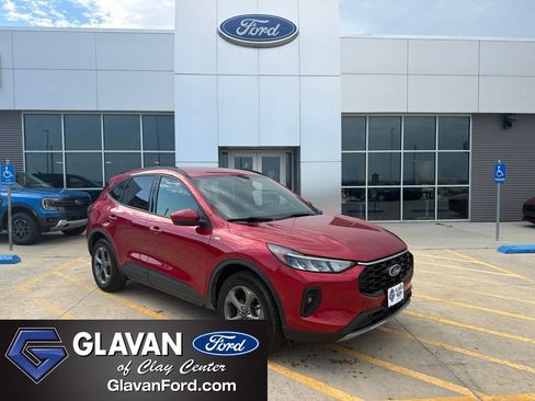 Used 2025 Ford Escape ST-Line Select AWD/4WD image 1