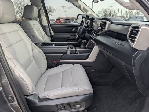 Used 2024 Toyota Tundra SR5 image 33