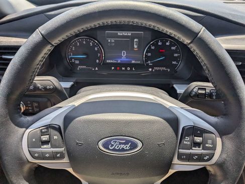 Used 2021 Ford Explorer XLT RWD image 29