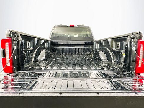 Used 2024 Ford F350 XLT w/ 360-Degree Camera Package image 29