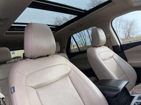 Certified 2021 Ford Explorer Limited w/ Equipment Group 301A image 39