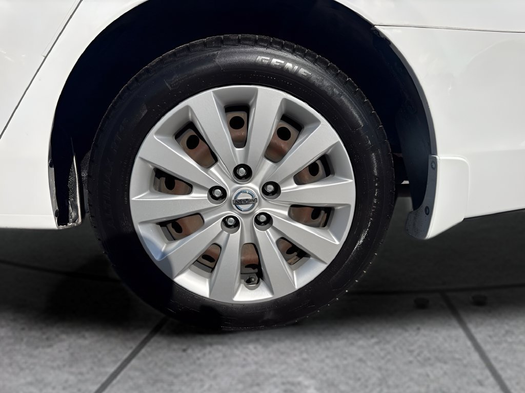 Used 2018 Nissan Sentra S FWD image 28