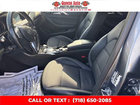 Used 2018 INFINITI QX30 AWD image 10