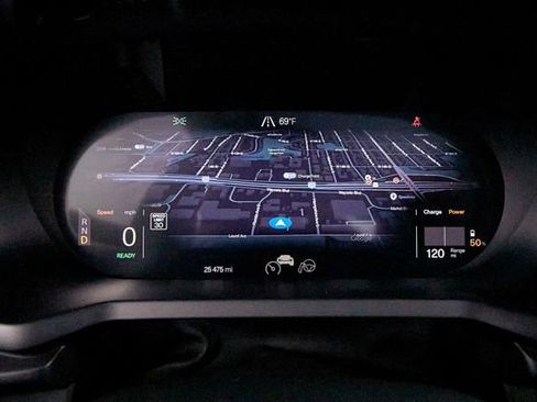 Used 2023 Polestar Polestar 2 w/ Pilot Pack image 11