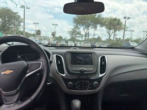 Certified 2023 Chevrolet Equinox LT w/ Driver Convenience Package FWD image 7