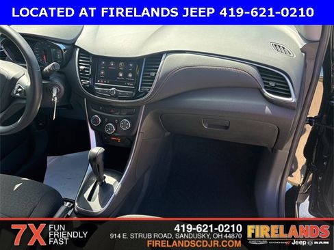 Used 2022 Chevrolet Trax LS w/ Tint and Cruise Package image 26