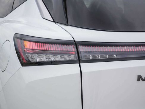 New 2026 Nissan Murano SL AWD/4WD image 9
