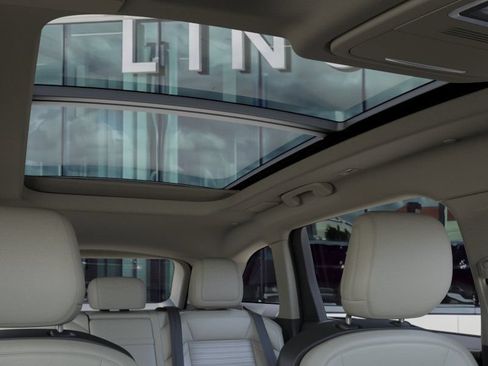 New 2026 Lincoln Nautilus Reserve AWD/4WD image 22
