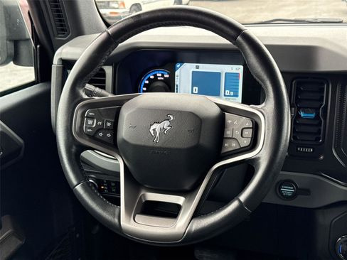 Certified 2021 Ford Bronco Black Diamond image 24