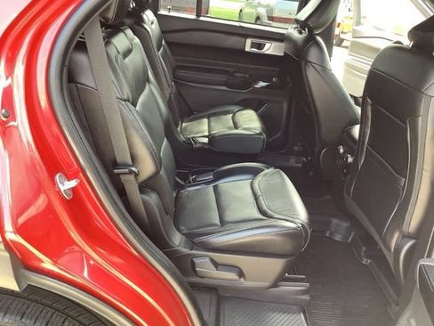Used 2021 Ford Explorer ST w/ Equipment Group 401A AWD/4WD image 17