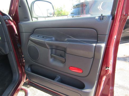 Used 2003 Dodge Ram 1500 Truck ST image 23