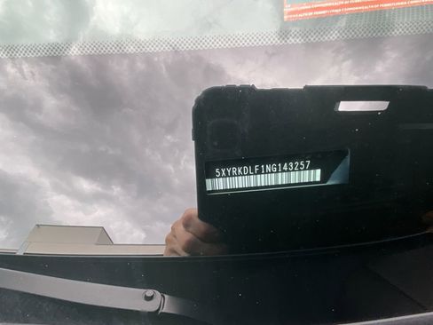 Certified 2022 Kia Sorento SX AWD/4WD image 31