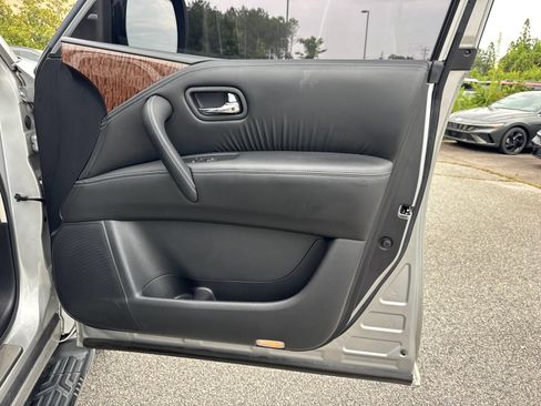 Used 2019 Nissan Armada Platinum w/ Captain's Chairs Package RWD image 14