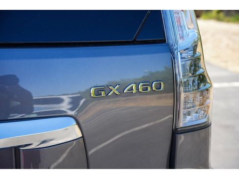 Used 2023 Lexus GX 460 Premium w/ Premium Plus Package AWD/4WD image 12