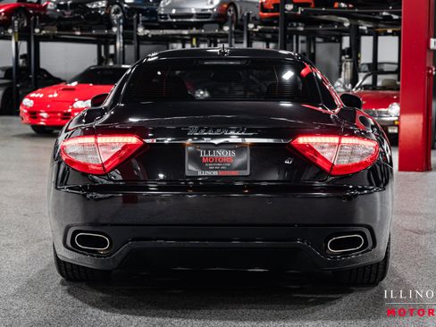 Used 2011 Maserati GranTurismo S image 4