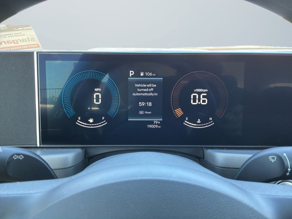 Used 2025 Hyundai Sonata SEL FWD image 12
