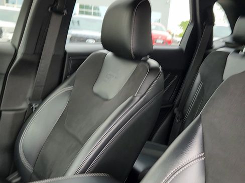 Used 2023 Ford Edge ST AWD/4WD image 33