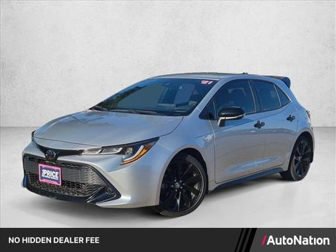 Used 2021 Toyota Corolla SE FWD image 1