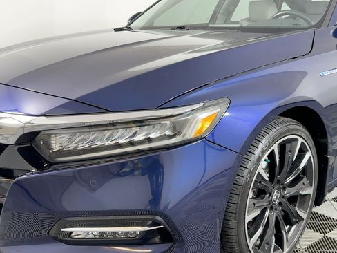 Used 2020 Honda Accord Touring image 9