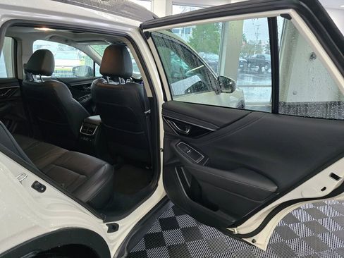 Used 2022 Subaru Outback Limited image 39